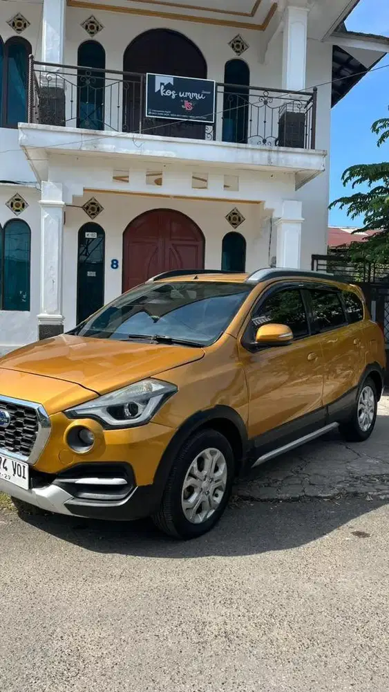 Datsun crosss 2018