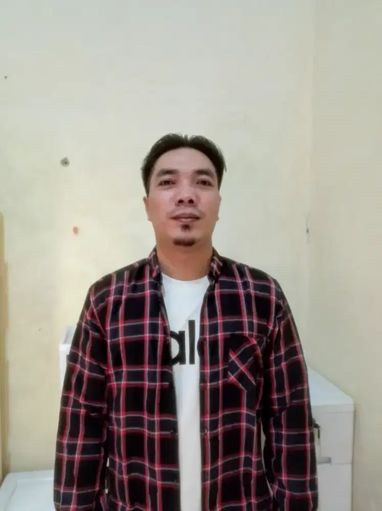 MENCARI PEKERJAAN DRIVER