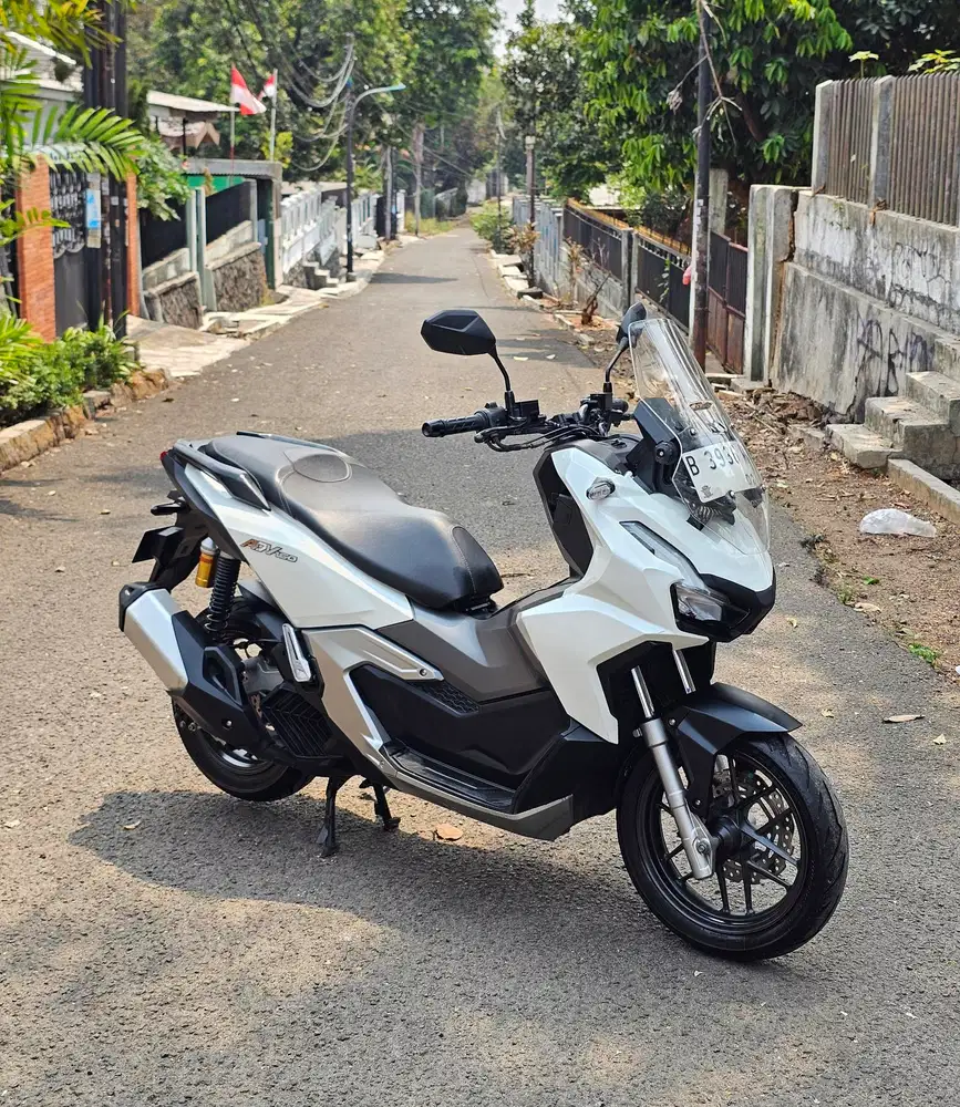 Seperti baru! HONDA NEW ADV 160 CBS ISS ALARM 2023 Pjk on 150