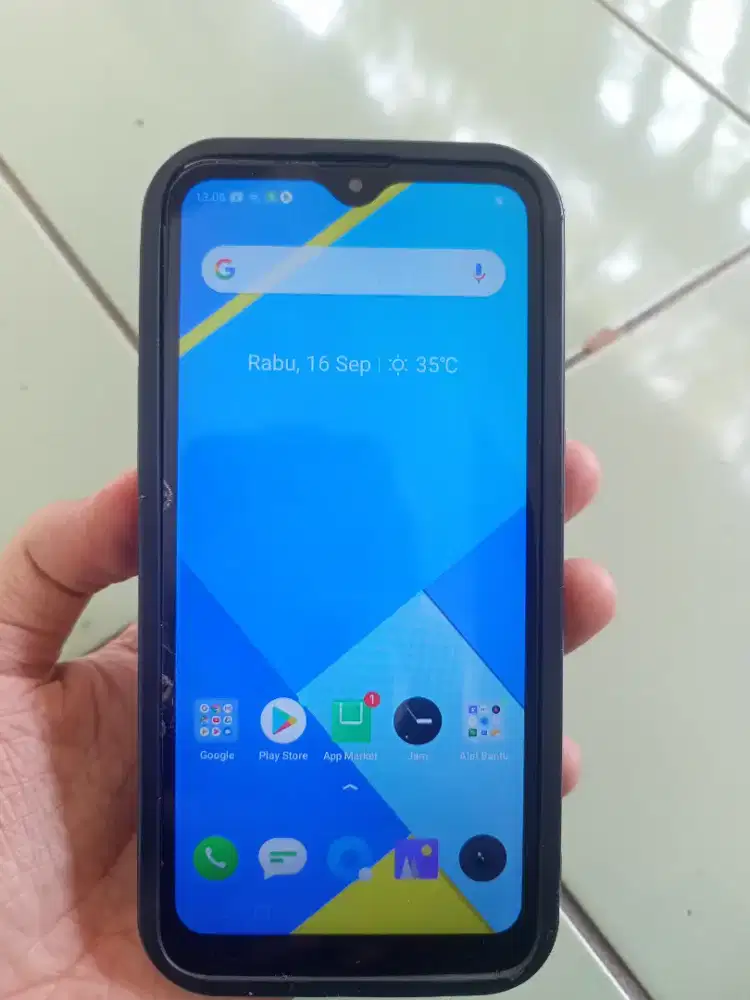 Realme c2 ram 2/32 buat youtube wa lumayan