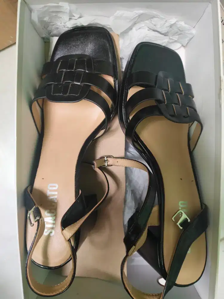 Preloved Heels Staccato