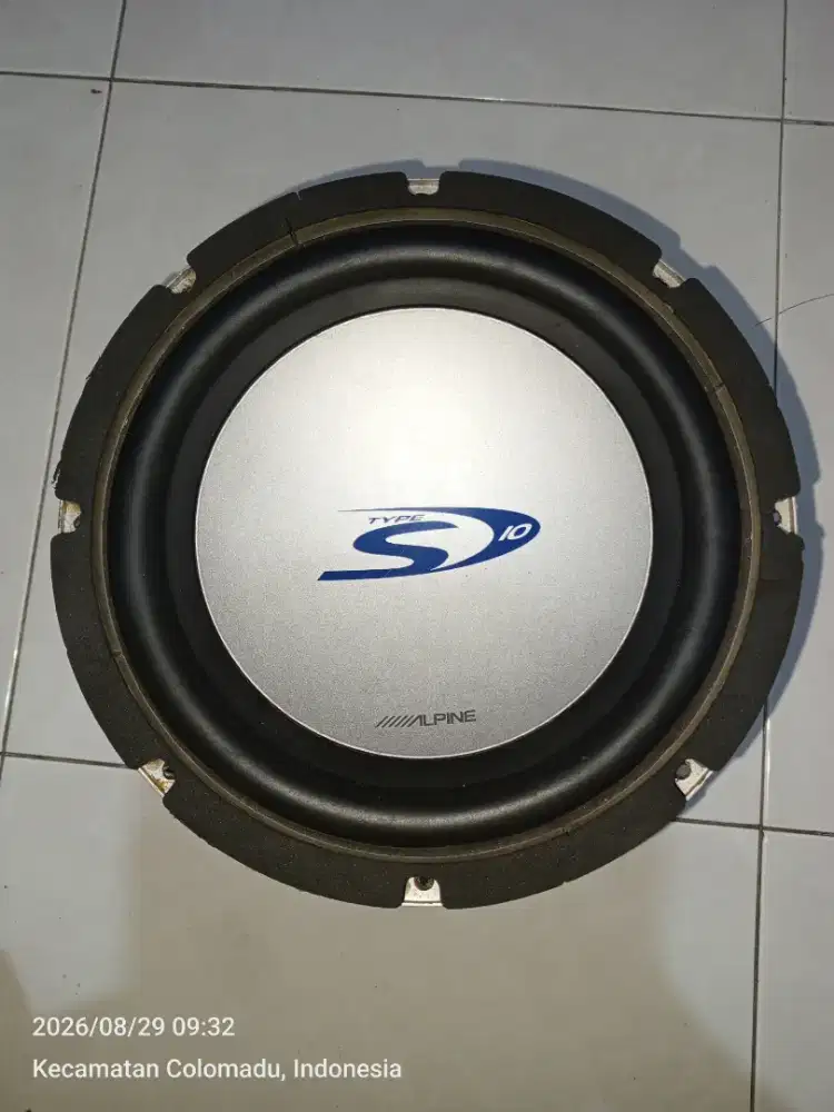 Subwoofer ALPINE seri SWS-1040 10inch