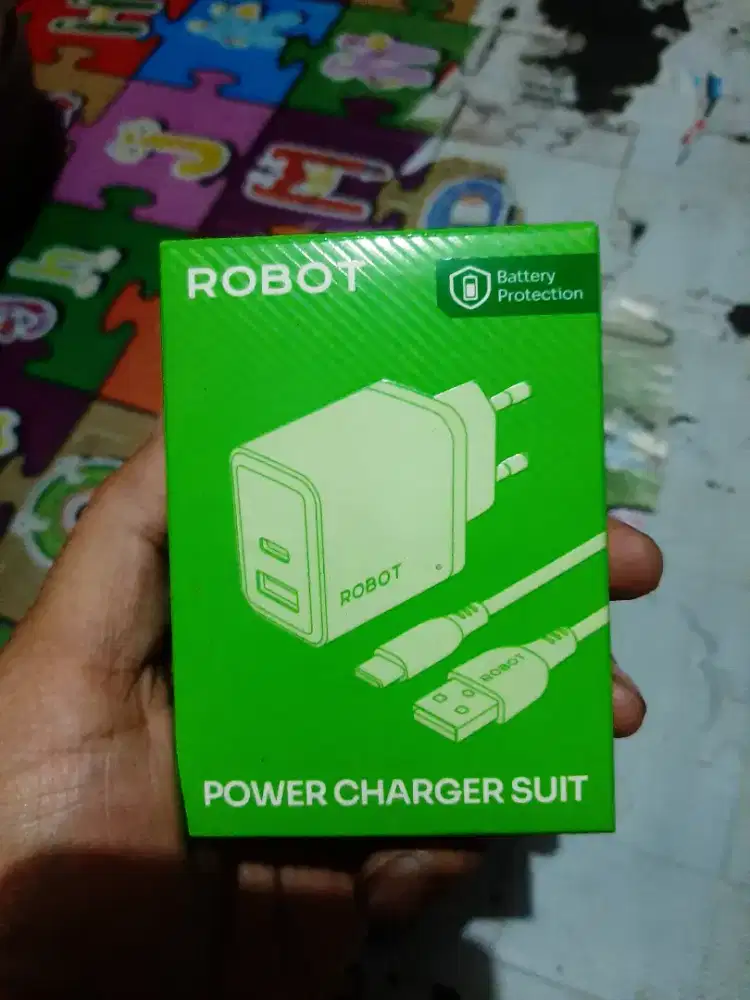 Charger robot type c