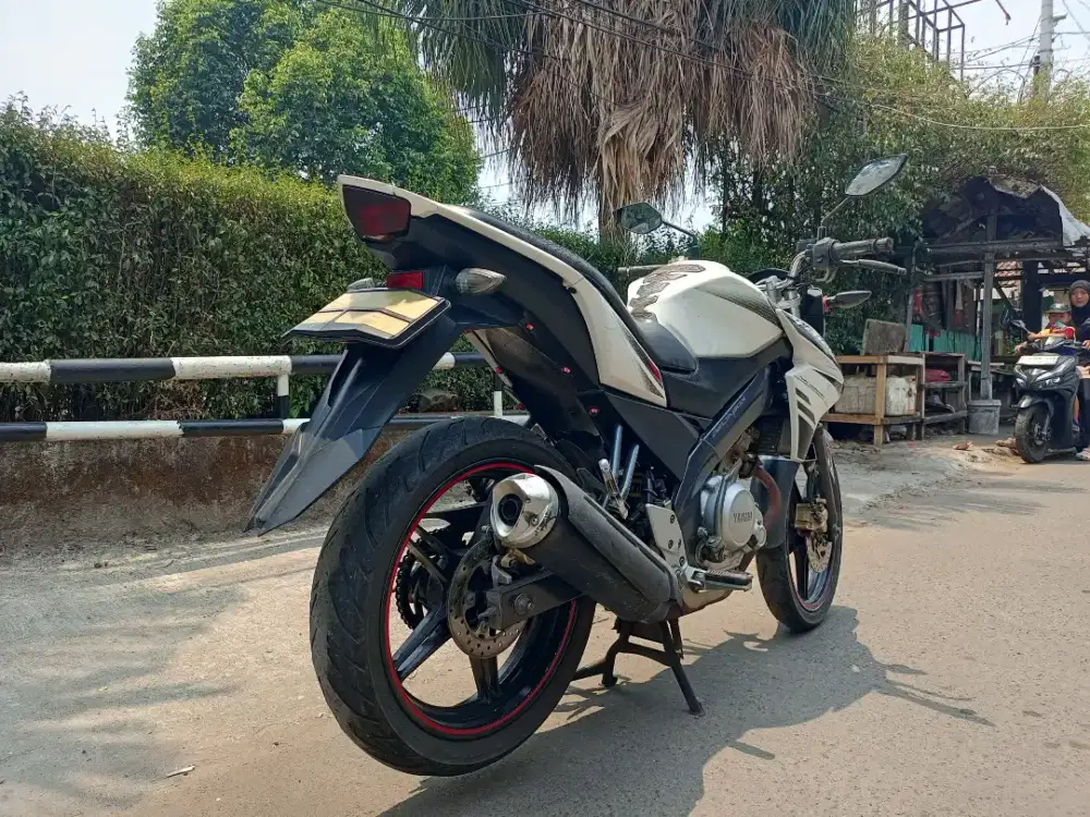 Yamaha Vixion tahun 2014 cakep siap pakai