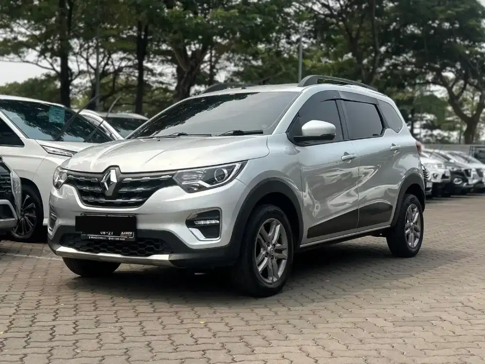 TERMURAH ‼️ RENAULT TRIBER RXZ 1.0 2021 AT SILVER