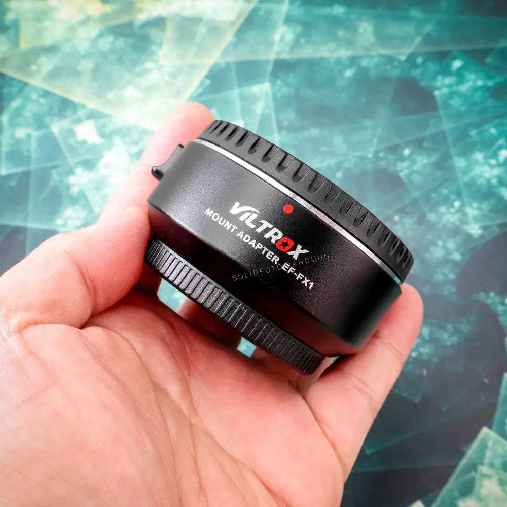 Adapter Viltrox EF-FX1 for lensa Canon EF/EF-S to body Fuji X Series.