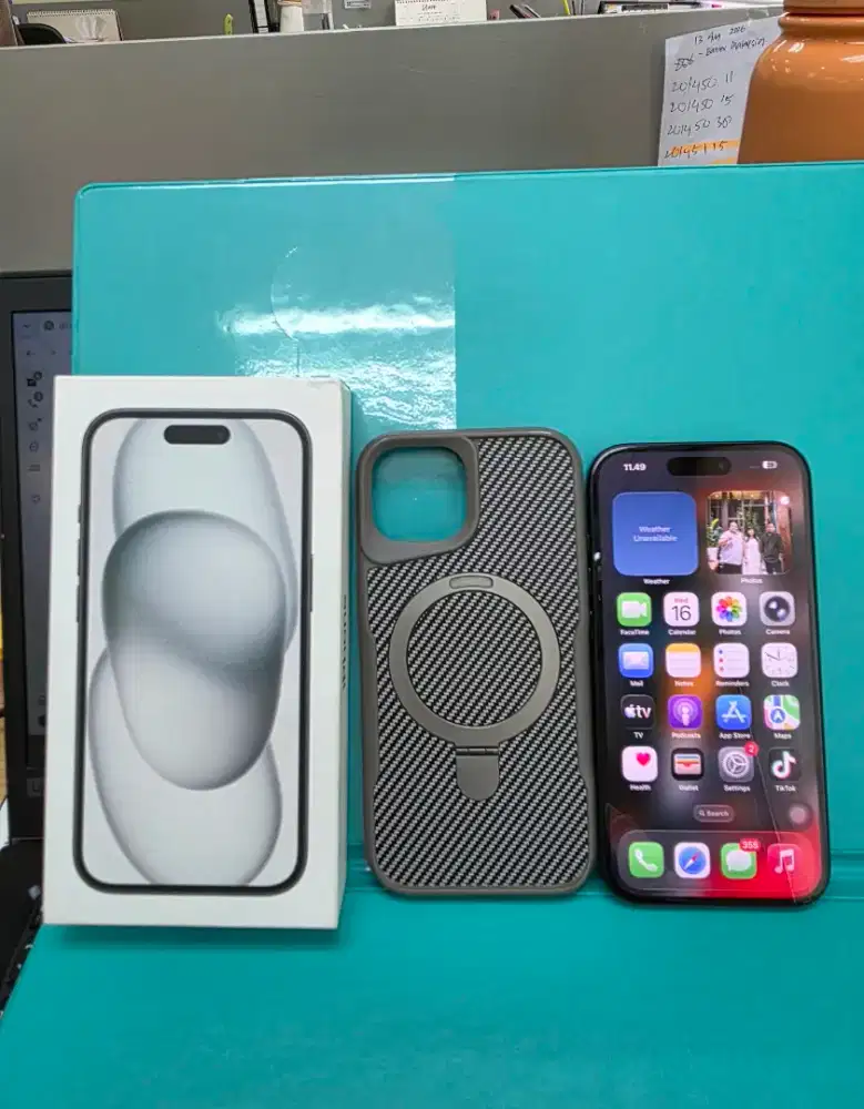 Di jual Iphone 15 - resmi dari ibox