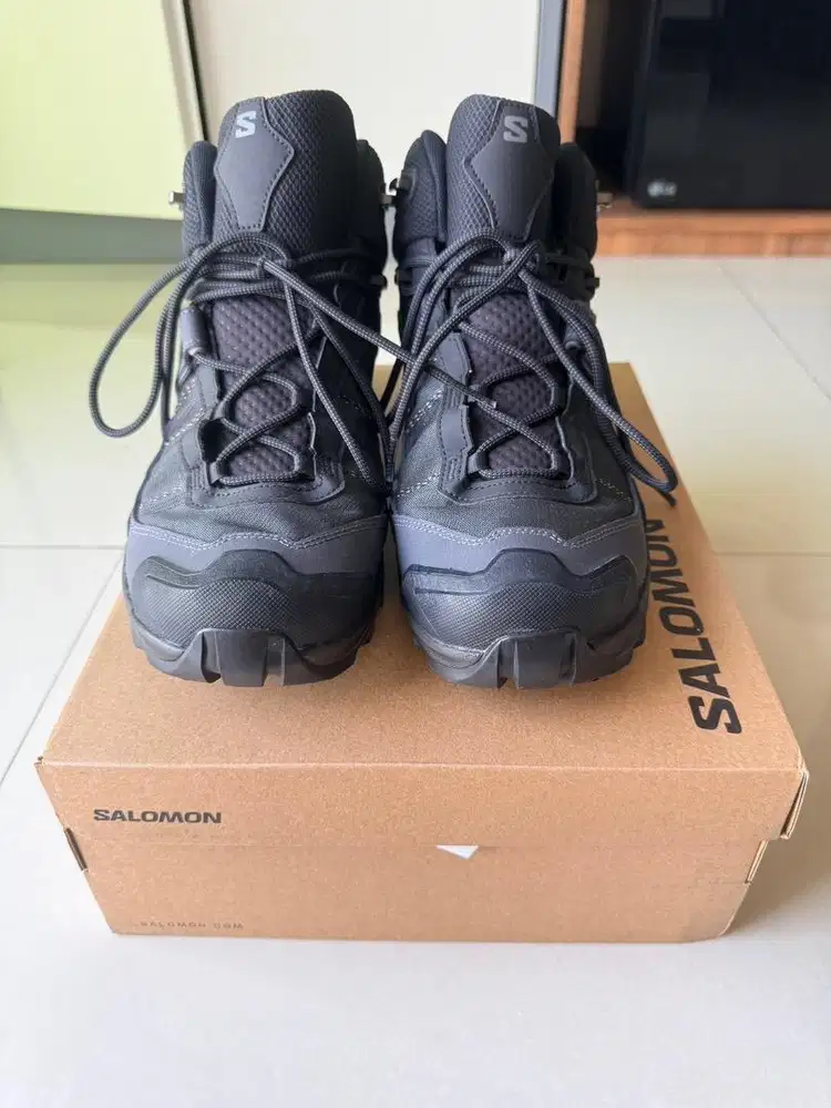 SALOMON X ULTRA 5 MID GTX eu45. like new. miles 0km belum pernah tanah