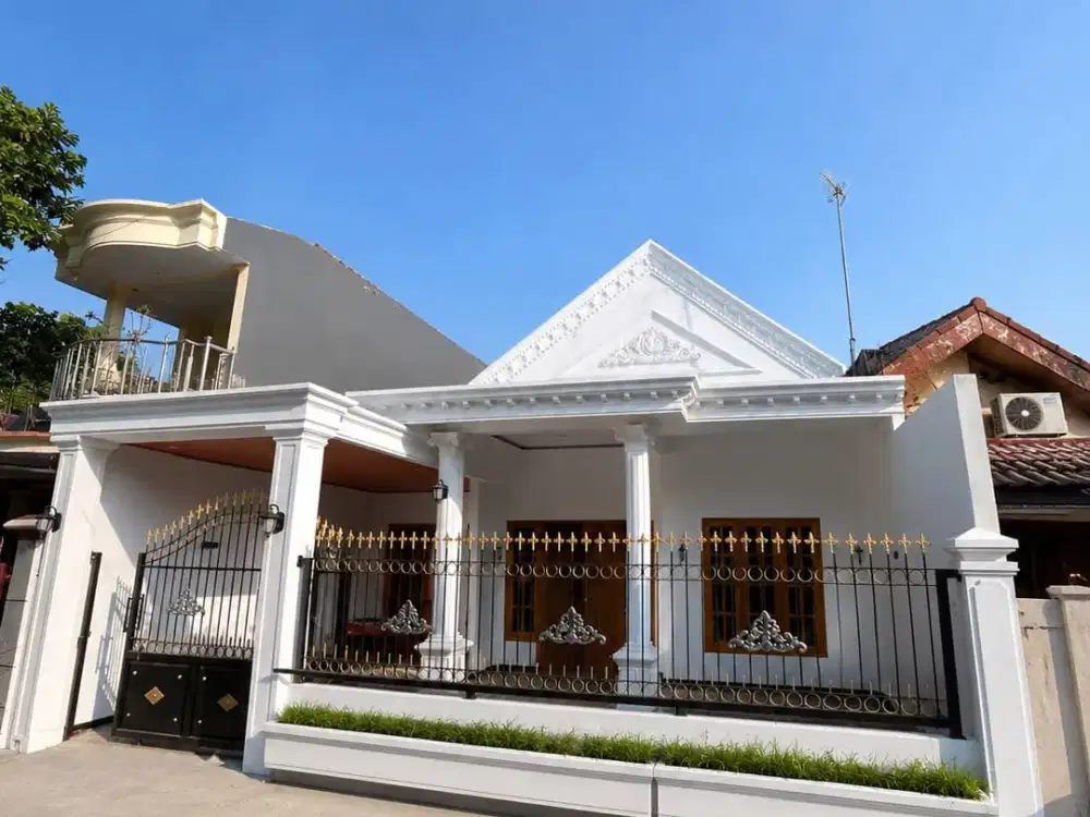 DIJUAL RUMAH MEWAH 2 LANTAI SHM DI SAMBONG PERMAI JOMBANG - BISA KPR