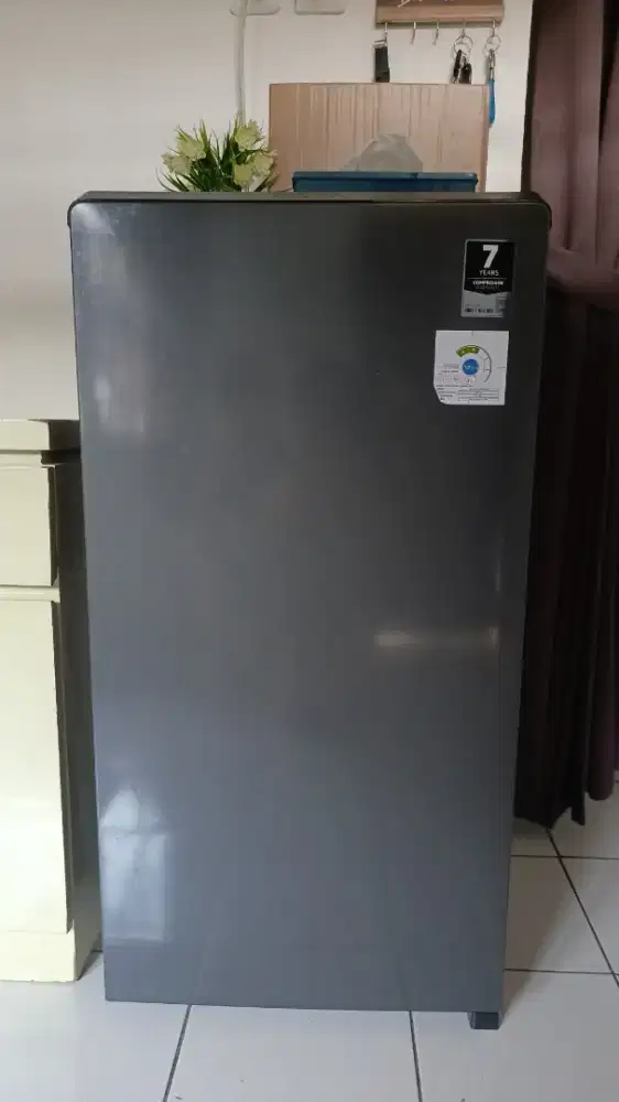 KULKAS AQUA AQR-DI85MDS