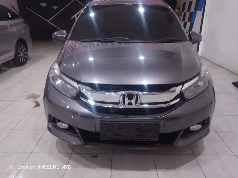 Mobilio 2018 kondisi sangat terawat km rendah