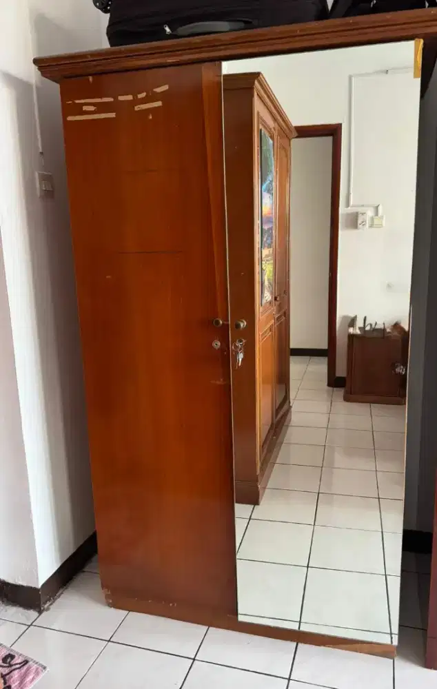JUAL MURAH Lemari 2 Pintu Coklat kayu dengan cermin