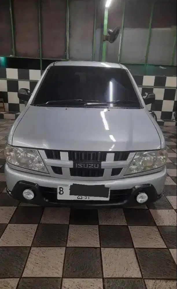 Panther LM Turbo 2.5 Diesel MT 2011 – Mesin Bertenaga, AC Dingin, Paja