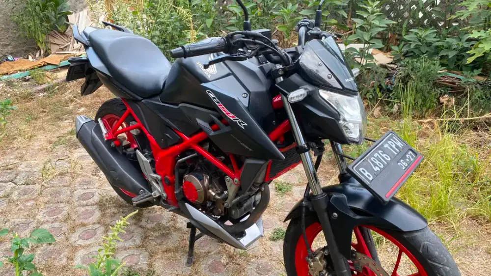 Dijual Honda CB 150R 2017