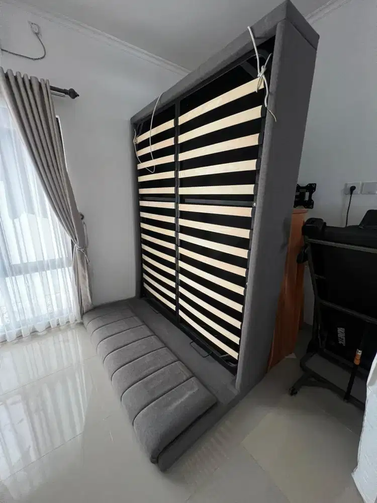 Jual Dipan Storage Louis Informa Ukuran Queen Like New