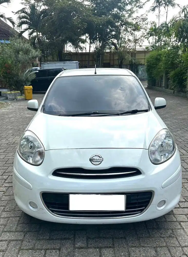 Nissan March XS 1.2 AT 2011