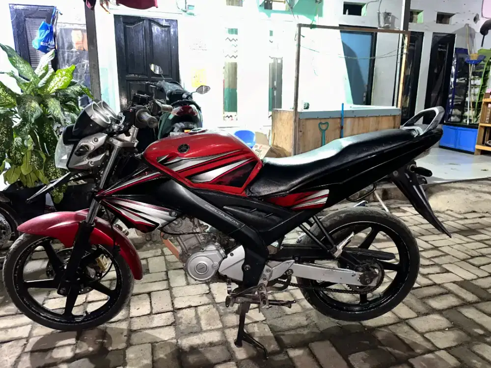 Jual mtr Vixion 2011 ss lengkap