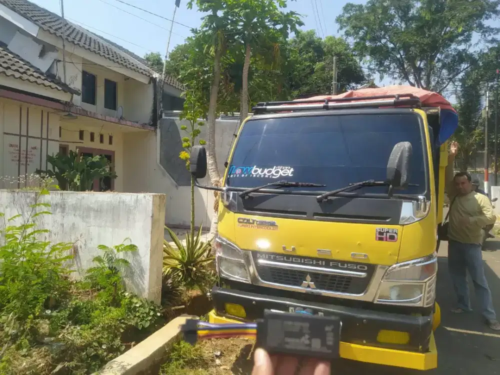 Gps tracker truck