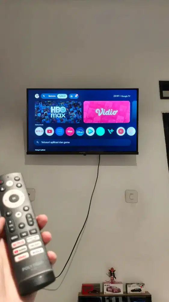 Google TV polytron 32 inch 2025