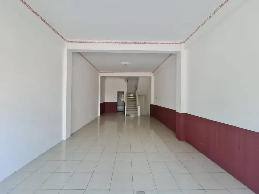 Disewakan Ruko 3 Lantai Strategis di Jl. Bypass Sanur, Denpasar Selatan