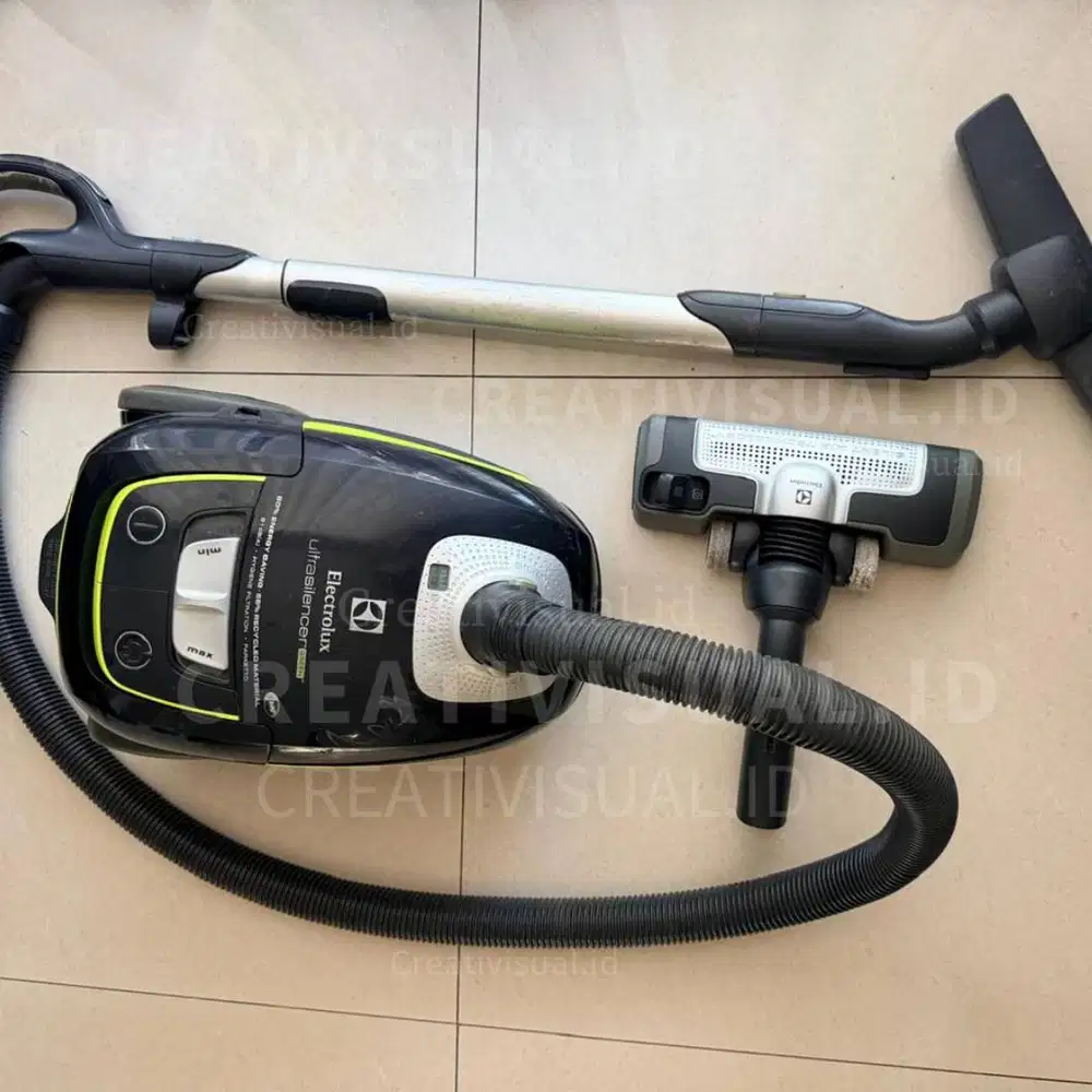 Penyedot Debu Electrolux ZUSG4061 UltraSilencer Bagged Vacuum Cleaner