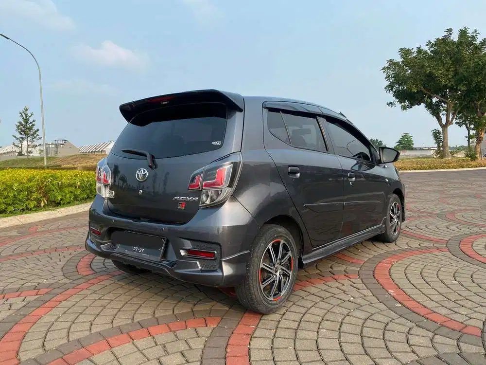 Toyota Agya GR 1.2 Manual 2022 warna Abu-abu TDP 7jt Siap Pakai No PR