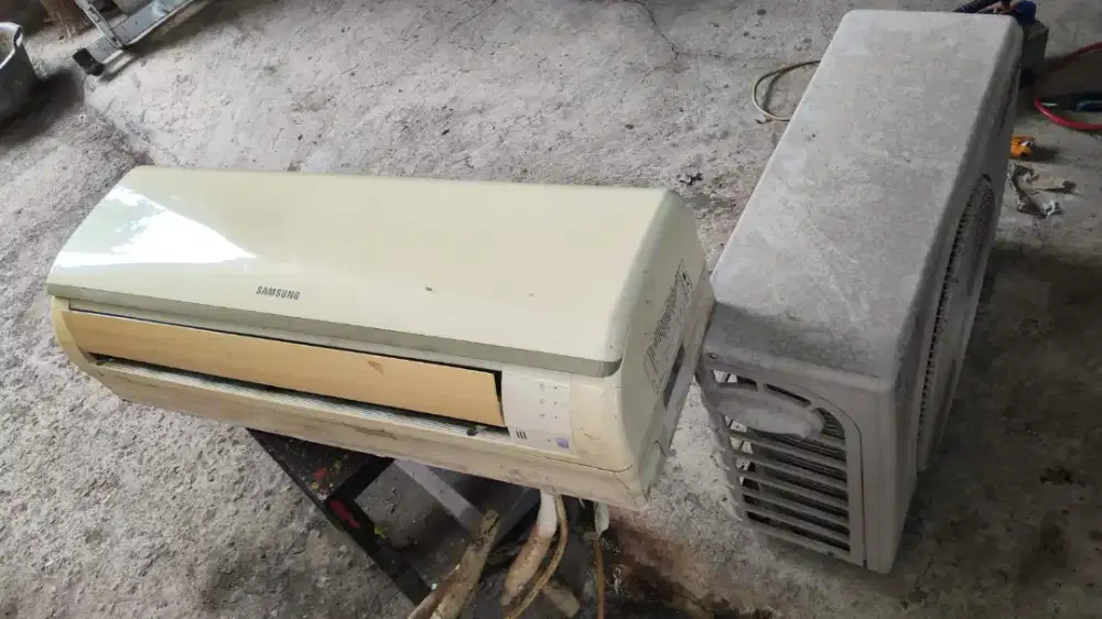 Di beli AC bekas yg ndak terpakai sesuai kondisi apapun