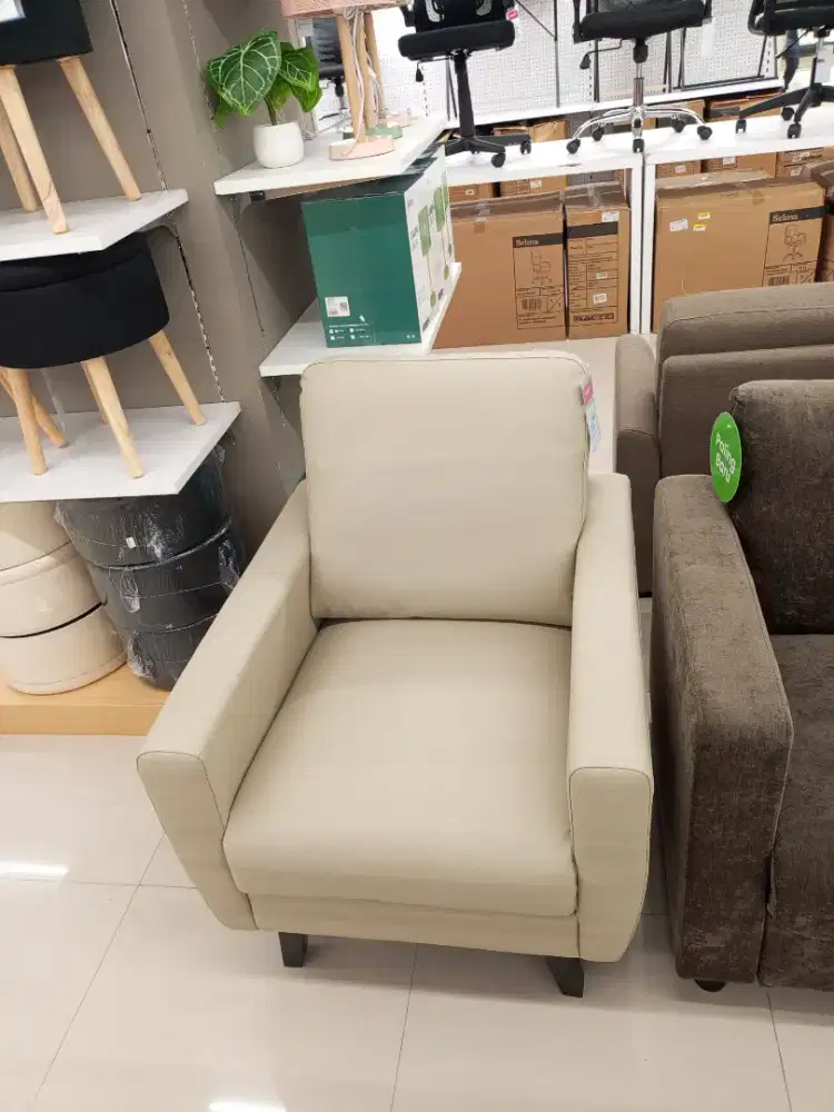 GARSON SOFA 1 SEATER