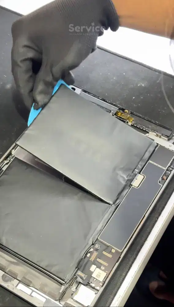 Service Baterai Macbook Air 2012-2015