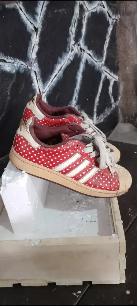 Sepatu Adidas Superstar