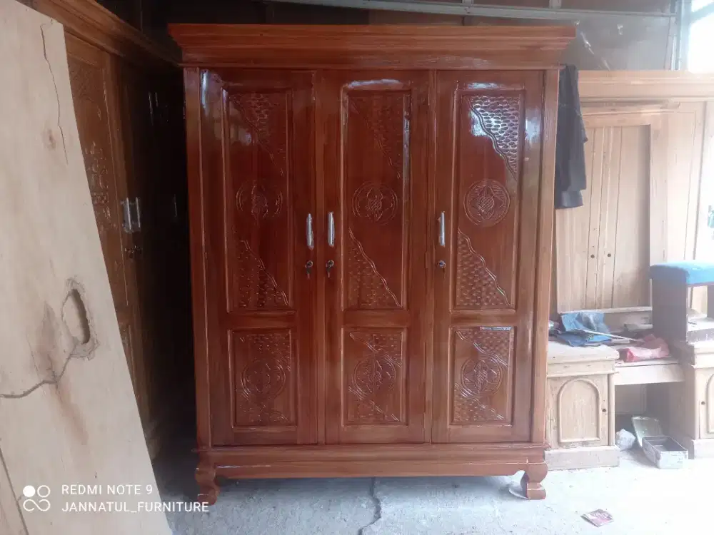 Lemari pintu 3 jati