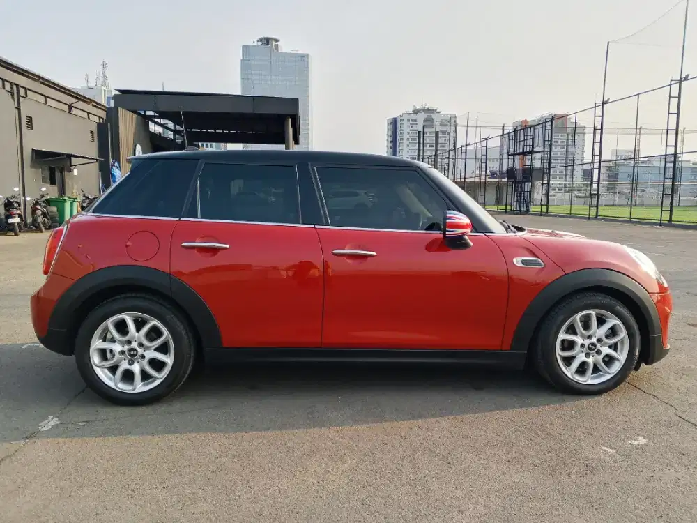 Mini Cooper 1.5 twin turbo