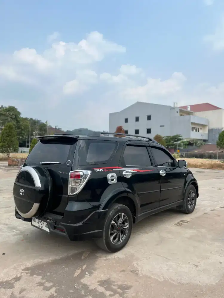 Toyota rush ultimo 2015 MT