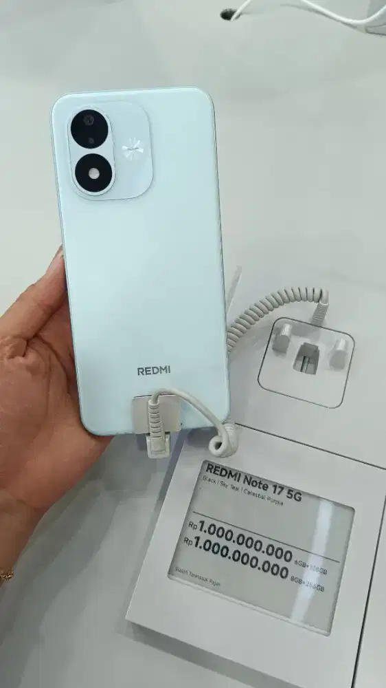 note 17 green pramuka