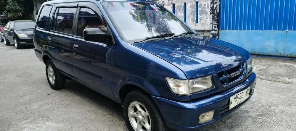 ISUZU PANTHER LS TURBO TH 2000