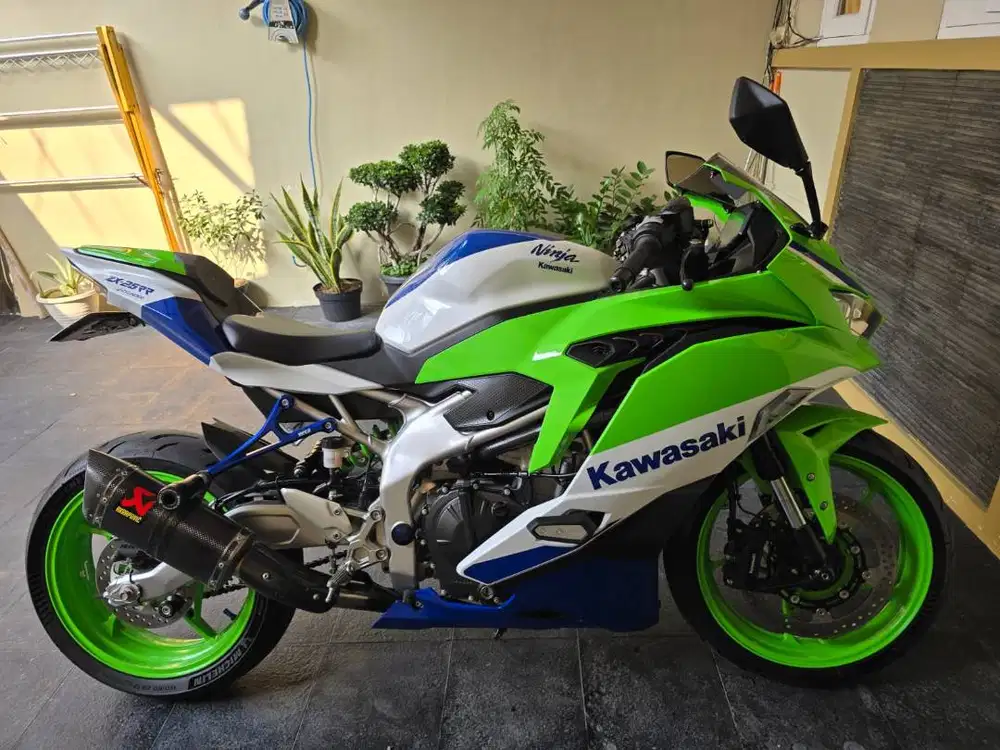 KAWASAKI ZX250R 2024 Low KM