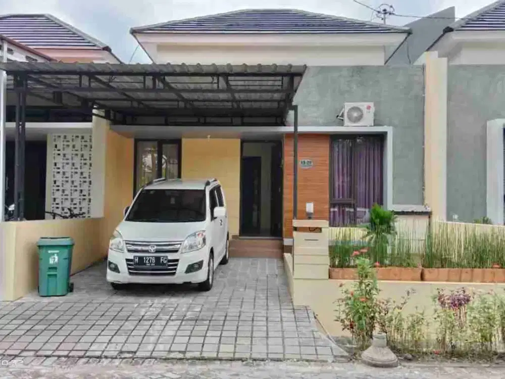 Rumah Minimalis Lingkungan Tenang Dalam Cluster Bukit Kencana Jaya Meteseh