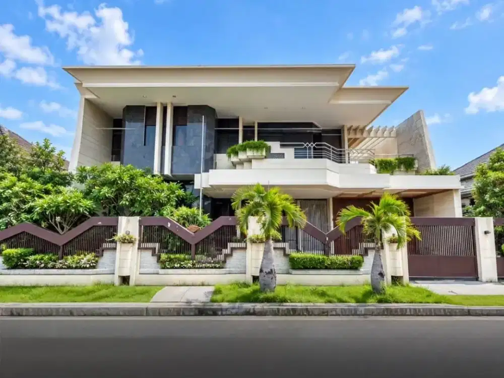 DIJUAL RUMAH DI DHARMAHUSADA INDAH TIMUR MINIMALIS SIAP HUNI