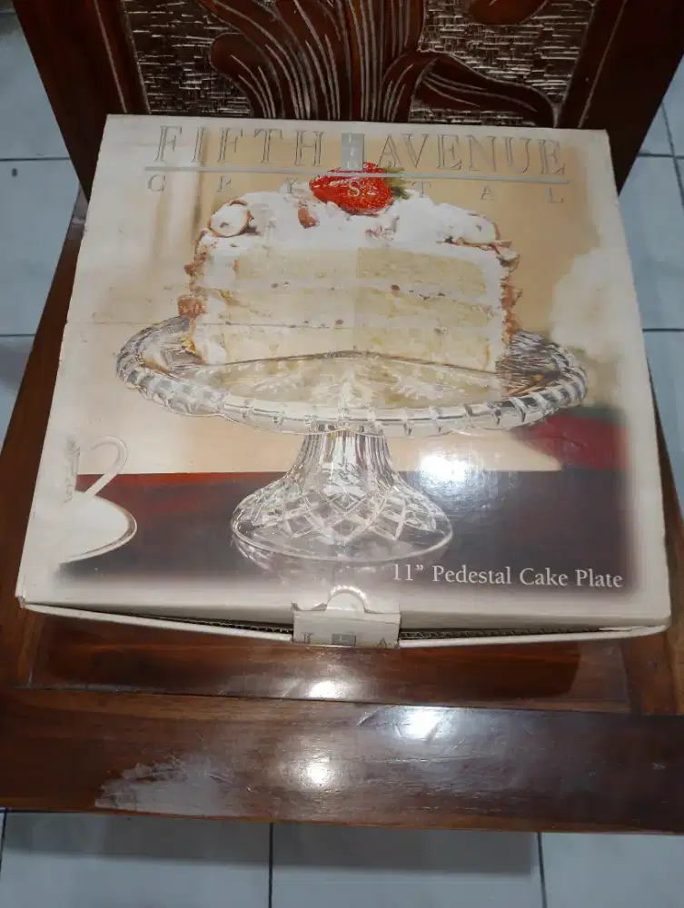 [Vintage] Wadah saji Kue Fifth Avenue Crystal (tipe Portico) 