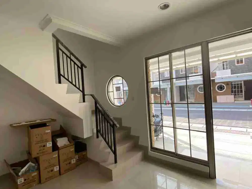 Sewa Rumah Arcadia 3 Lantai Kosongan Pik 2