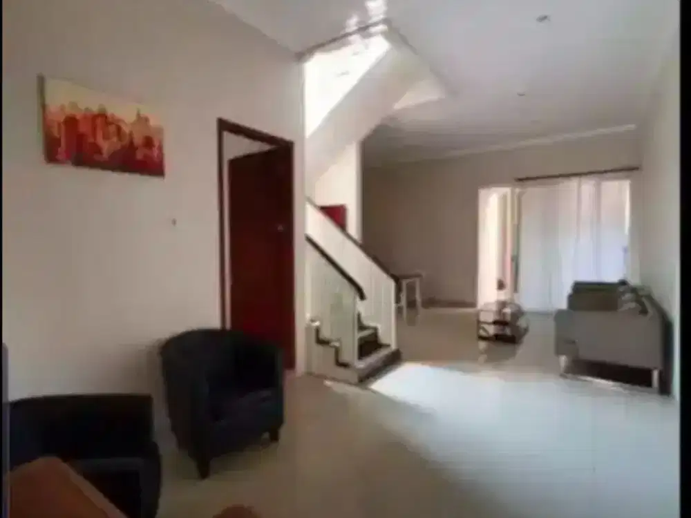 Dijual Rumah Murah Full Furnished di Royal Residence
