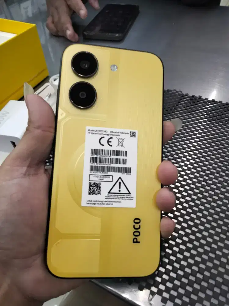 POCO X8PRO RAM8/256 NEW TERMURAH