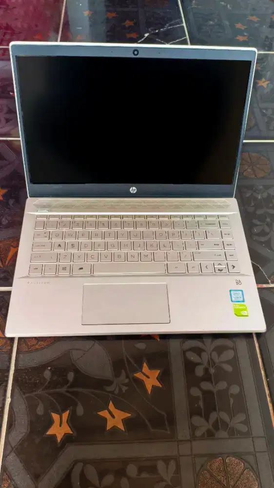Laptop HP Pavilion 14-ce2010TX - Intel Core i5-8265U RAM 8GB SSD + HDD