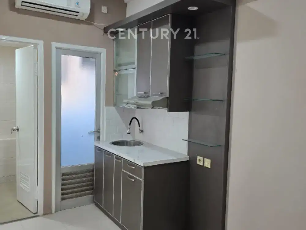 APARTEMEN GADING NIAS RESIDENCE TOWER GRAND EMERALD BARU RENOVASI