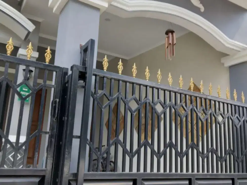 Disewakan Rumah 1½lt  Cantik & baru di renovasi di Bulevar Hijau, Harapan Indah, Bekasi.