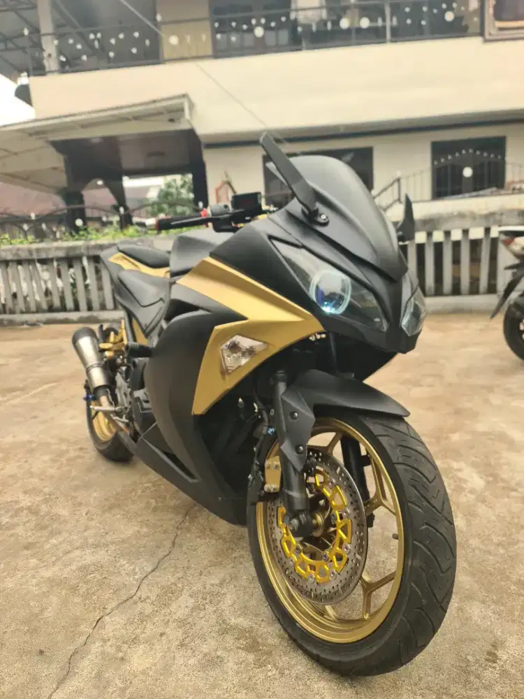 Ninja Fi 250 cc