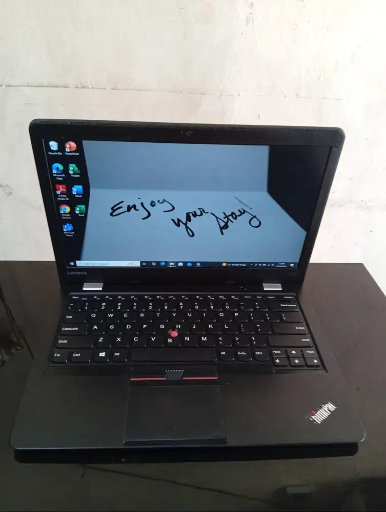LAPTOP Lenovo Thinkpad 13 2nd gen Celeron 3865u Ram 4 ssd 128 MURAH
