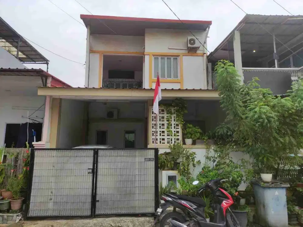 Dijual Rumah 2 Lantai di Oriana, Batam Center