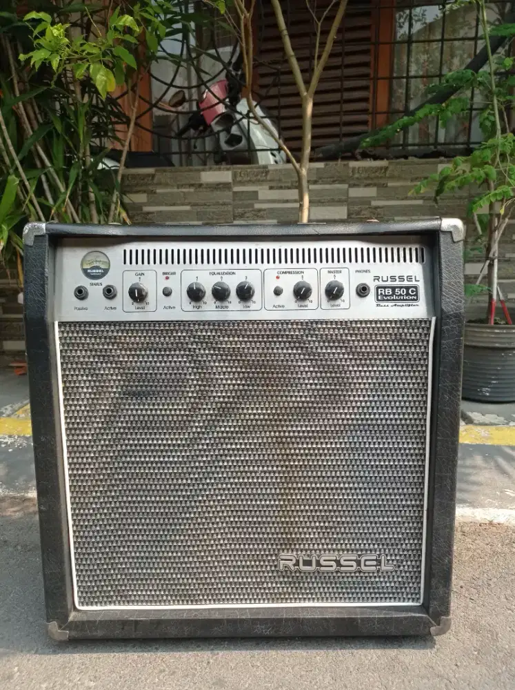Ampli RUSSEL RB 50 C bekas second