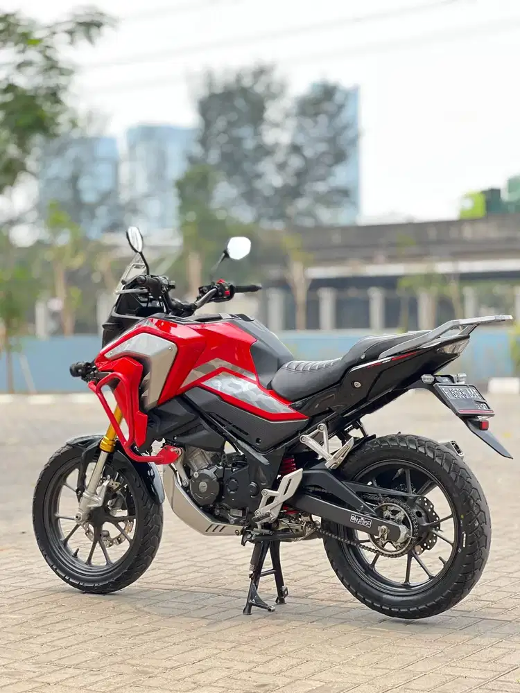 HONDA CB150X 2022 MERAH SILVER KM 10K PAJAK PANJANG SUPERB